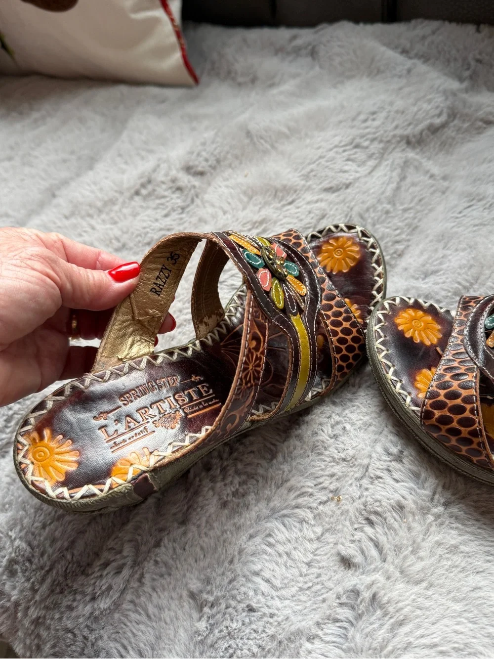 Spring Step L’Artiste Leather Floral Wedge Sandals size 35 “Razzy”